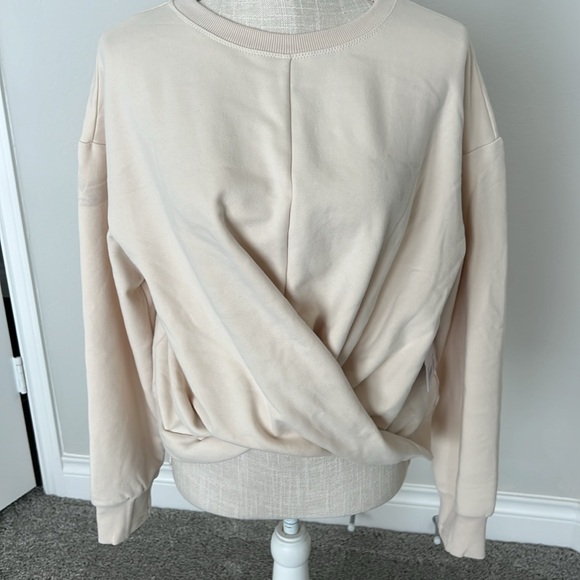 Athleta girls retroplush twist sweatshirt - Picture 3 of 7